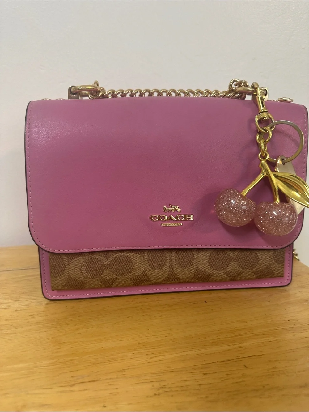 This appears to be the Coach Klare Crossbody Bag in Signature Canvas in the Im/T